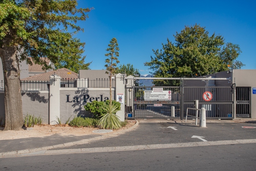 2 Bedroom Property for Sale in Paarl South Western Cape